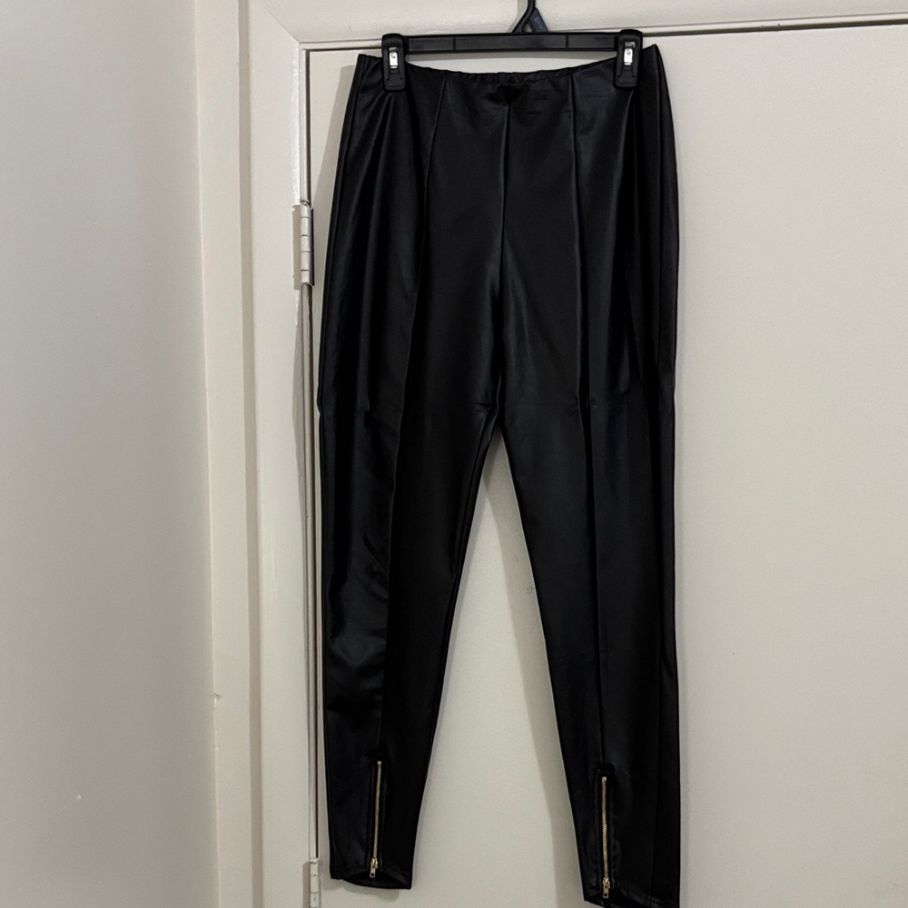 Black Faux Leather Zipper Hem Leggings
